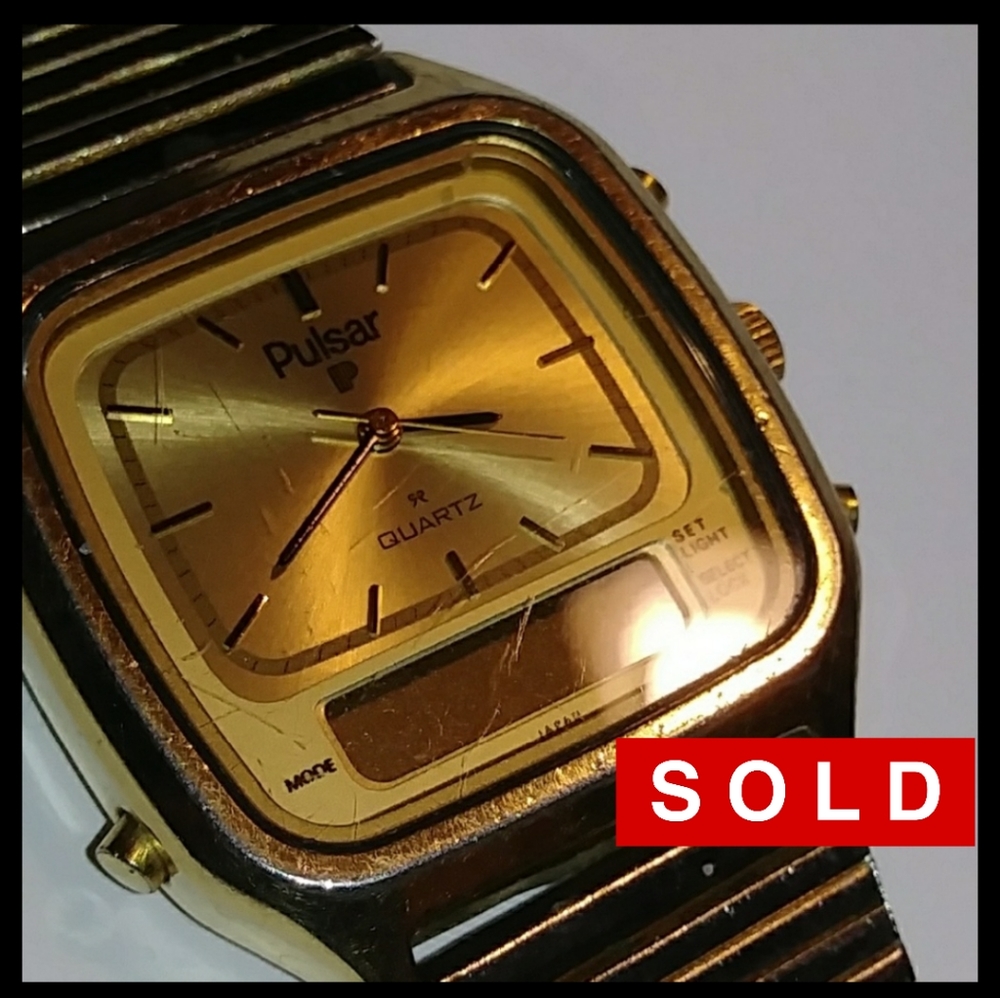 🌸 S O L D 🌸 🕐PULSAR MEN'S WATCH